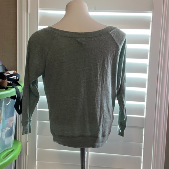 American Eagle Outfitters Green 3/4 Sleeve Relaxed Sweatshirt - Picture 3 of 6